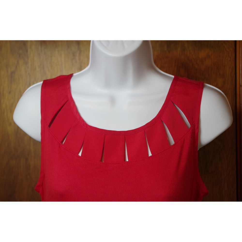 Banana Republic XS Red Sleeveless Cutout Neckline Keyhole Back Blouse - Picture 2 of 5